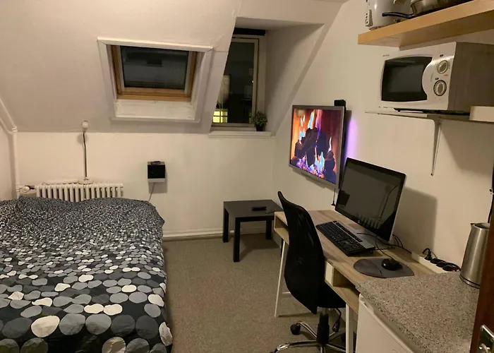 Right At The Metro Station Гостевой дом Копенгаген