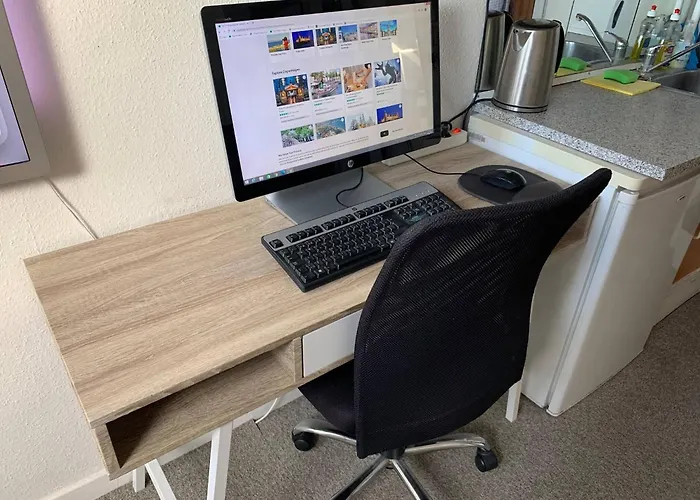 Right At The Metro Station *